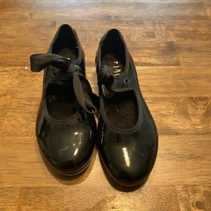 Bloch tap shoes for little girls size 10.5